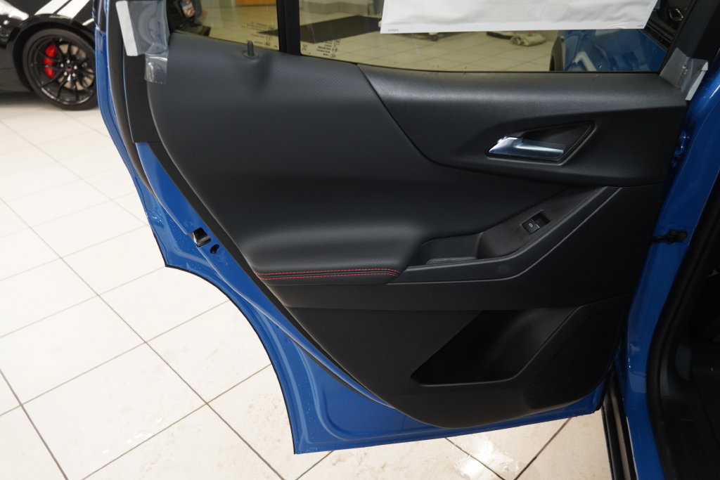 New 2027 Chevrolet Equinox RS w/ LPO, Floor Liner Package AWD/4WD image 20