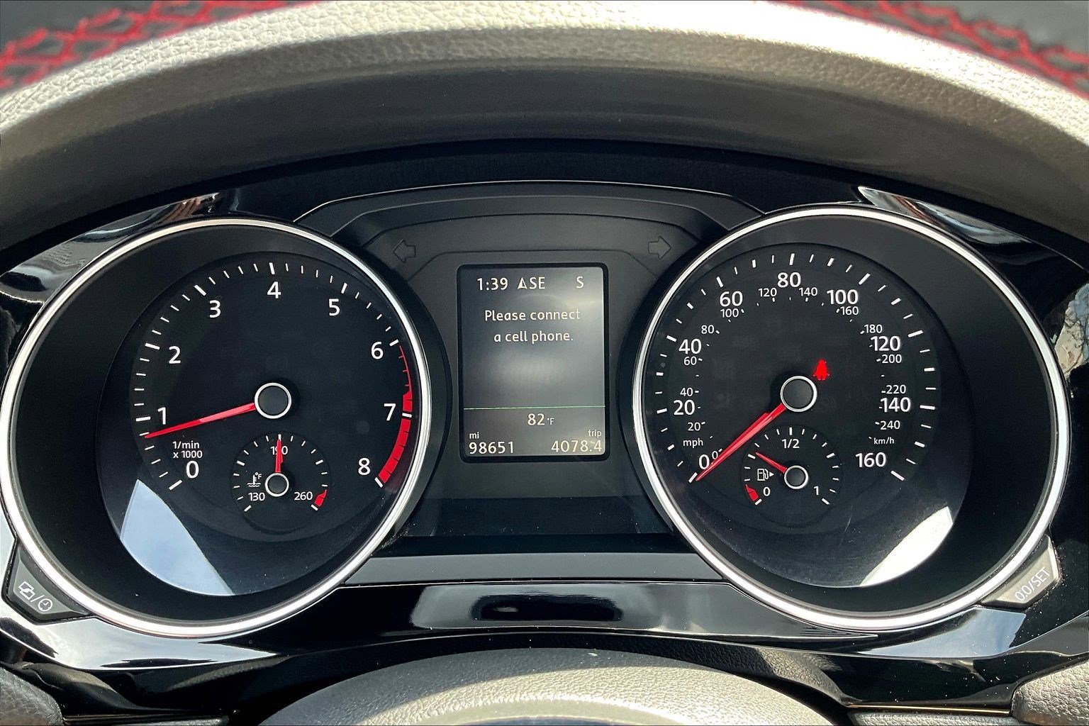 Used 2017 Volkswagen Jetta GLI image 13