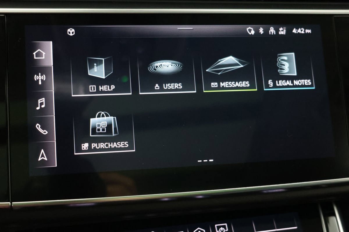 Used 2022 Audi Q8 Premium Plus AWD/4WD image 49