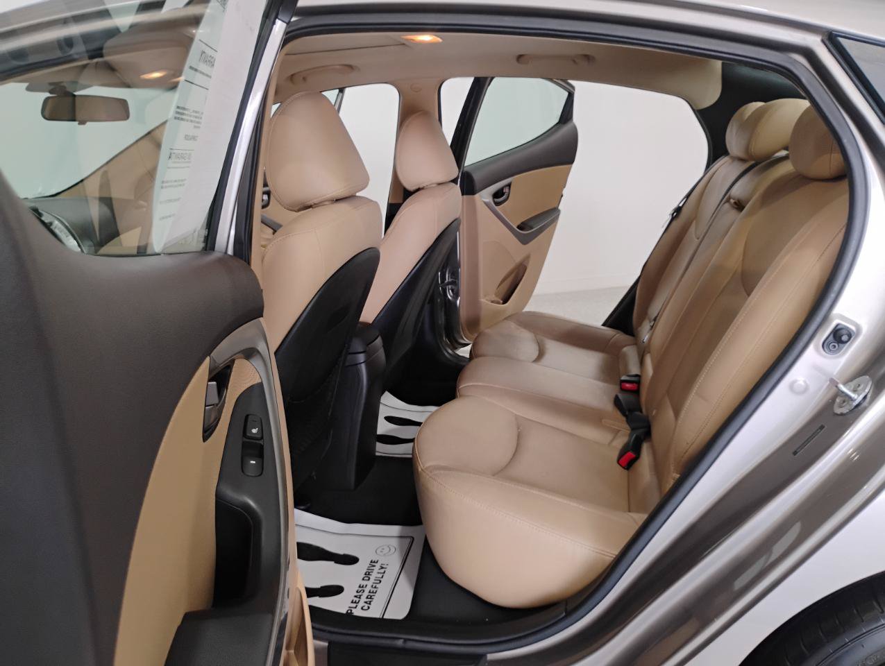 Used 2013 Hyundai Elantra Limited w/ Technology Pkg FWD image 33
