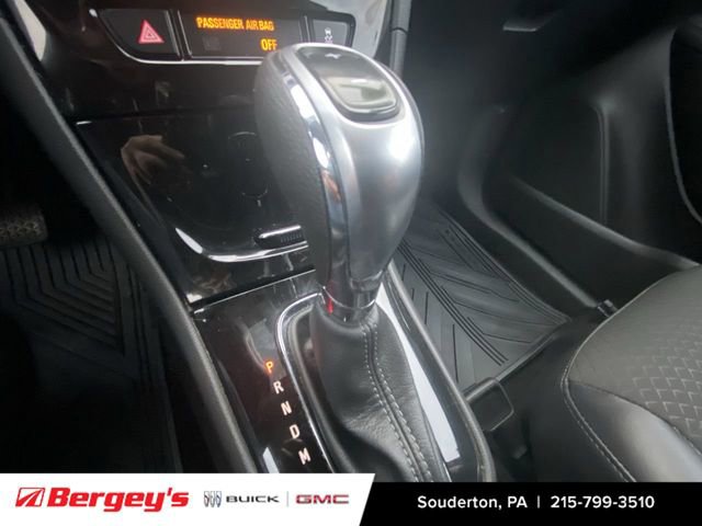 Certified 2022 Buick Encore Preferred w/ Safety Package image 18