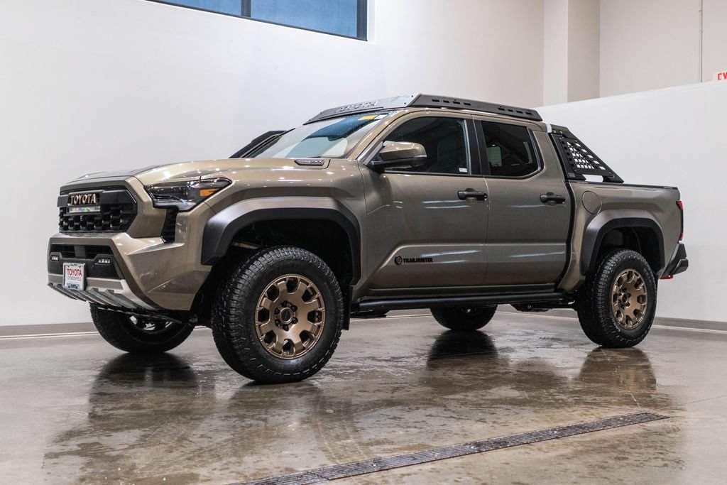 Used 2024 Toyota Tacoma 4x4 Double Cab Hybrid image 3