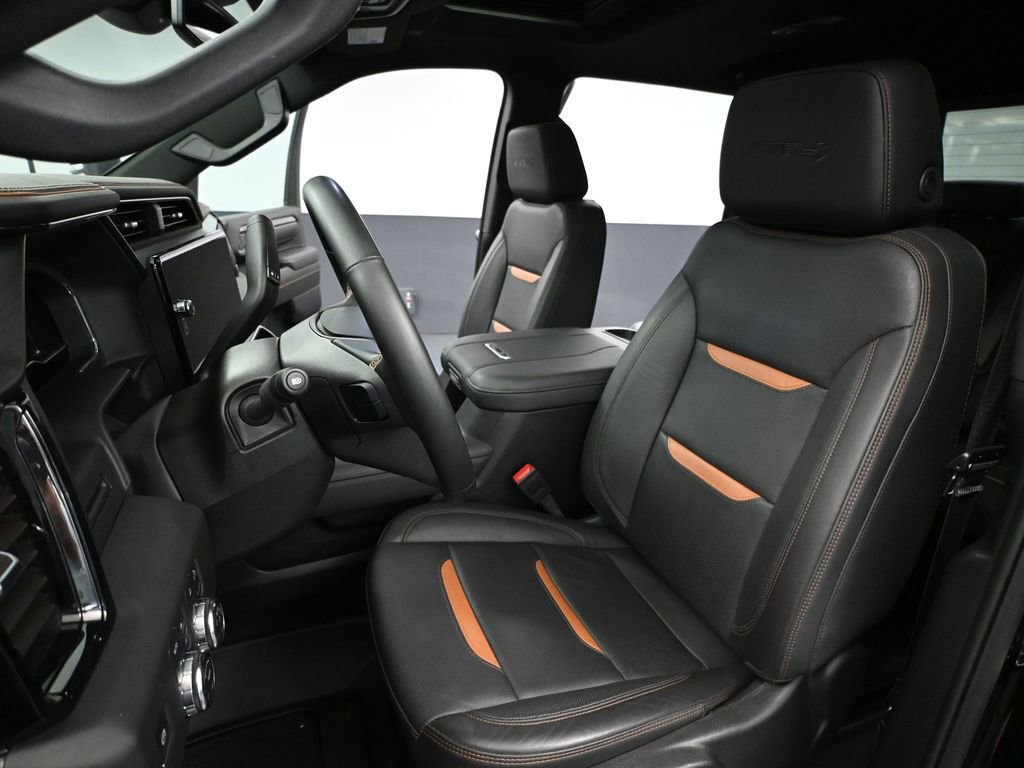 Used 2025 GMC Sierra 3500 AT4 image 26