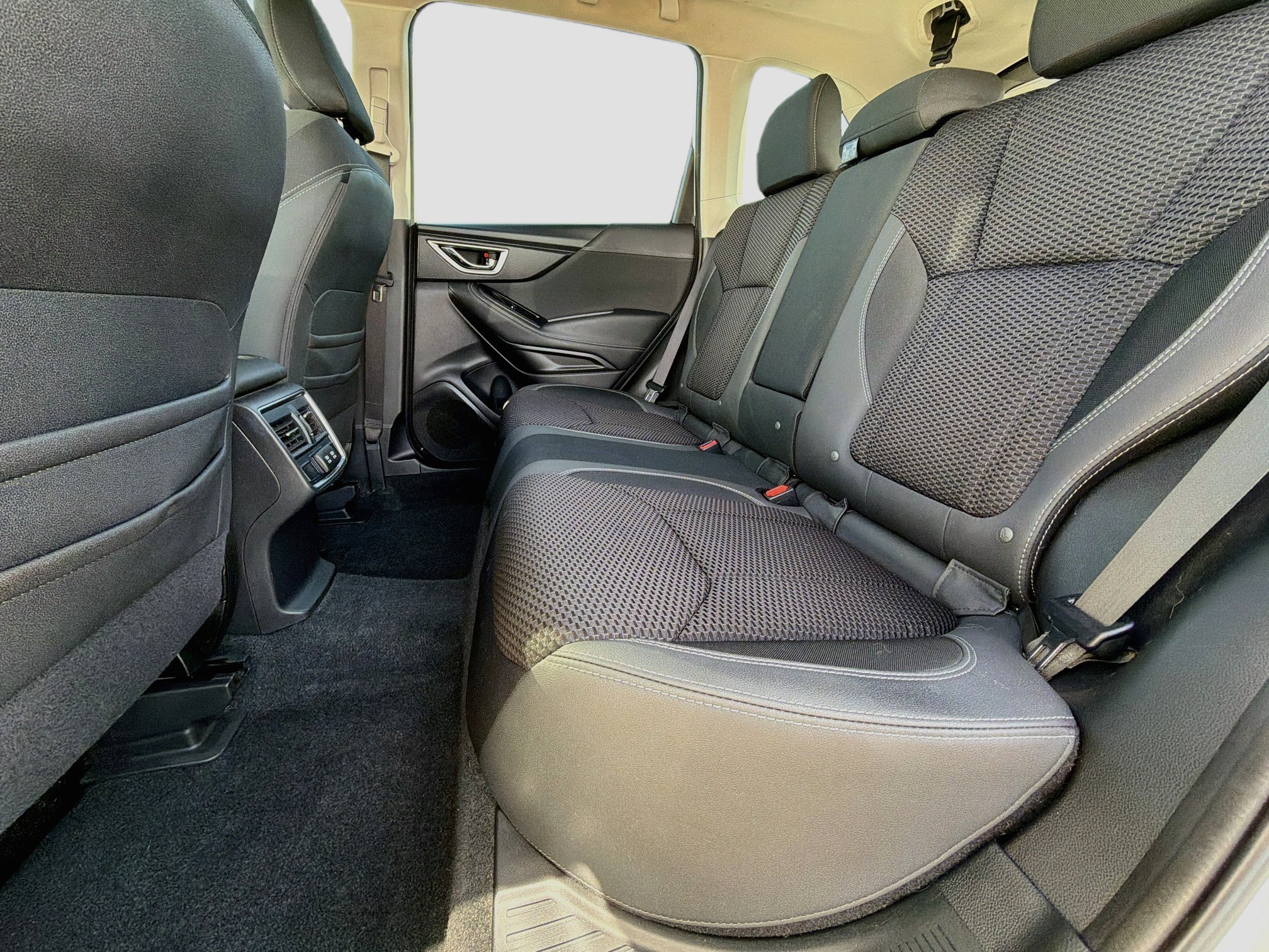 Used 2020 Subaru Forester Premium AWD/4WD image 21