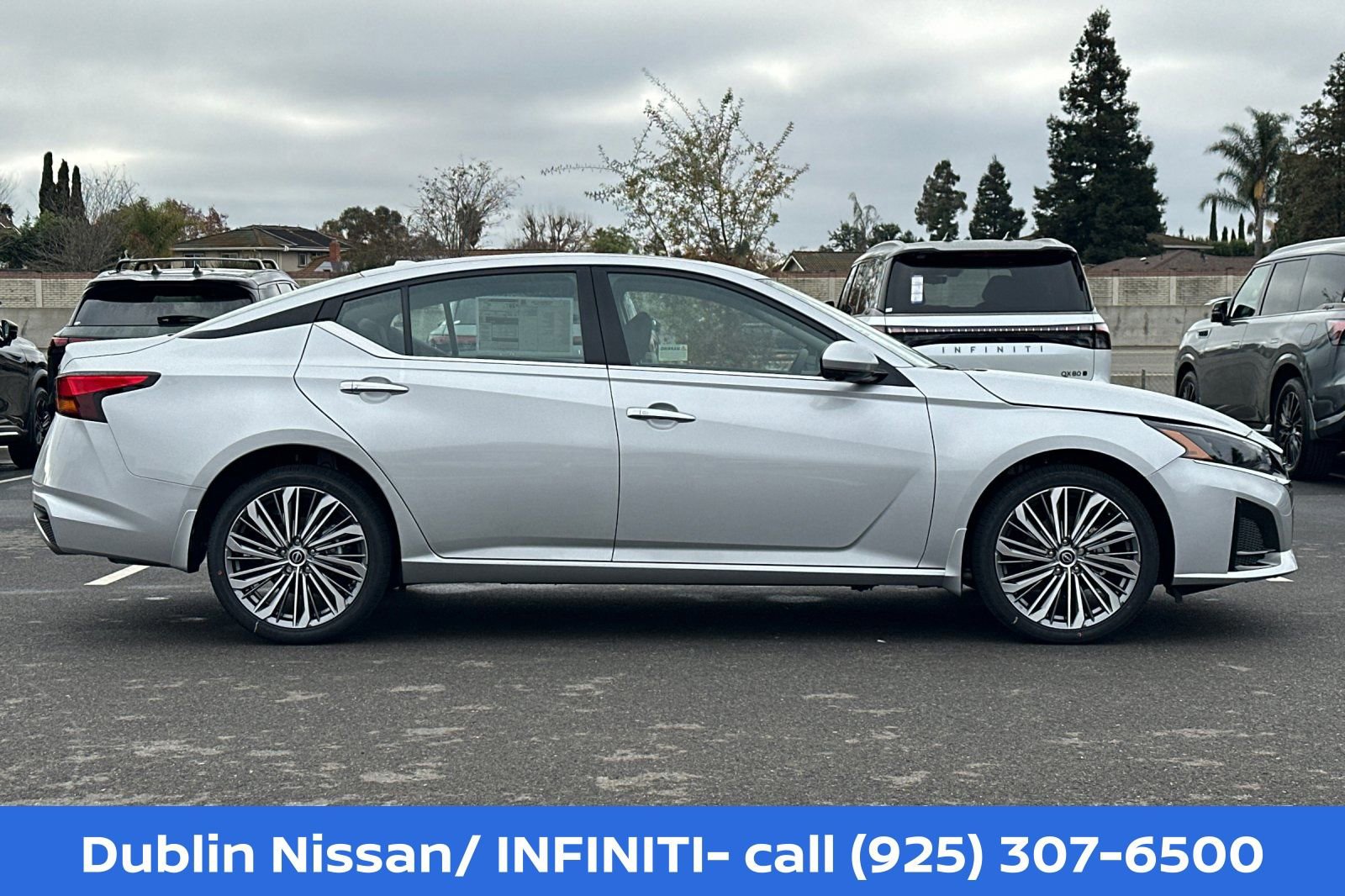 New 2025 Nissan Altima 2.5 SL AWD/4WD image 3