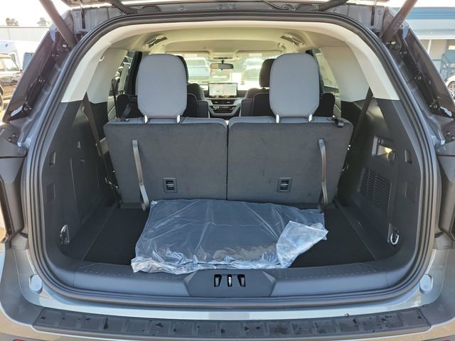 New 2026 Ford Explorer Active image 7