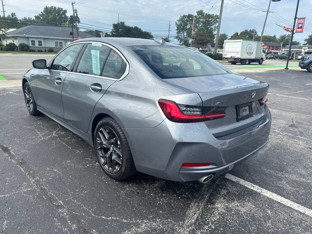 Used 2026 BMW 330i xDrive Sedan AWD/4WD image 6