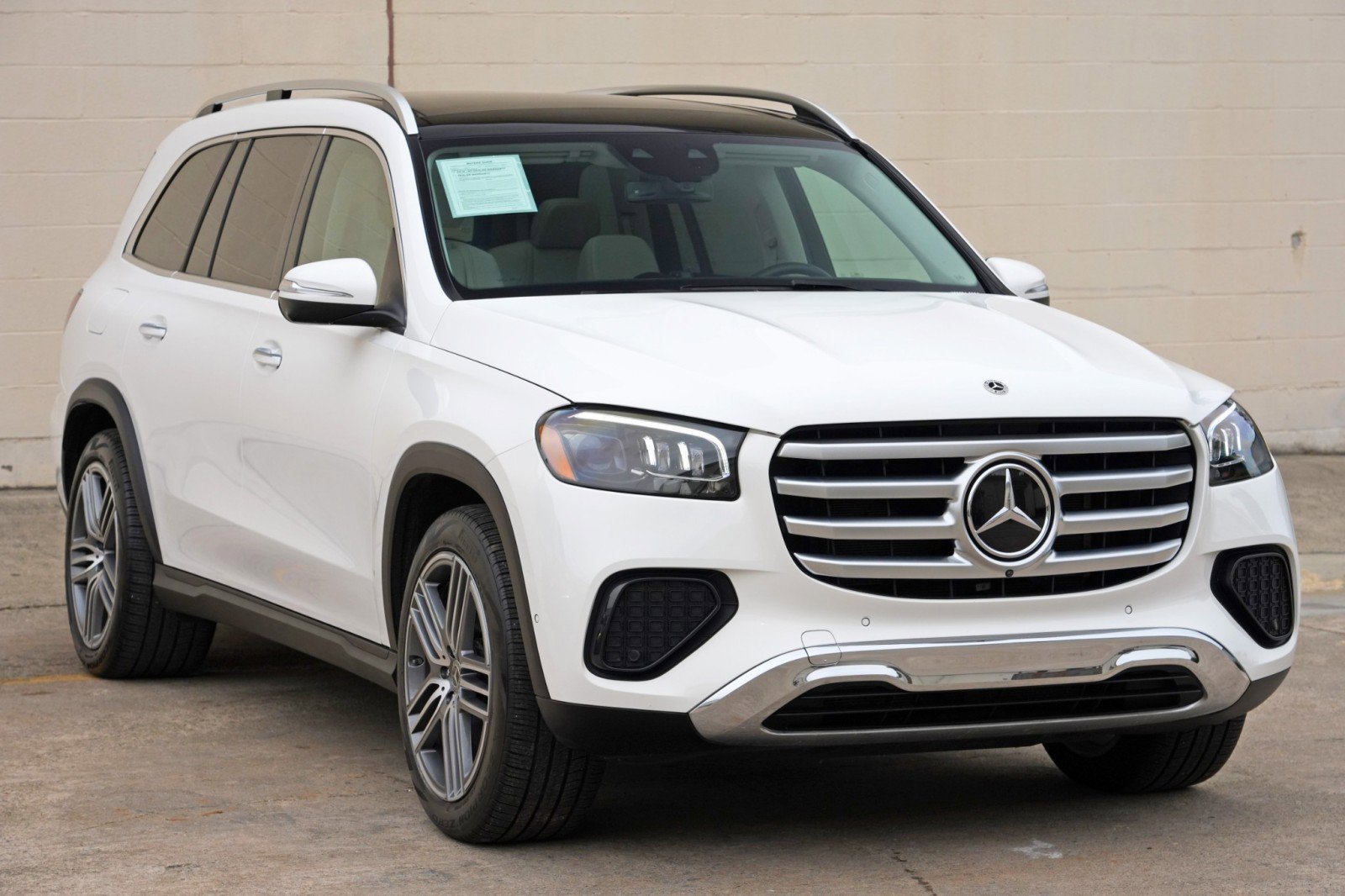 Used 2024 Mercedes-Benz GLS 450 4MATIC image 66