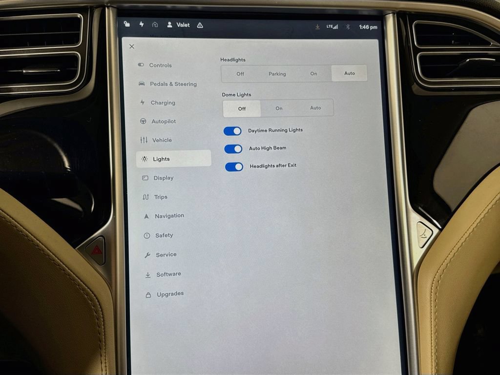 Used 2015 Tesla Model S AWD image 22