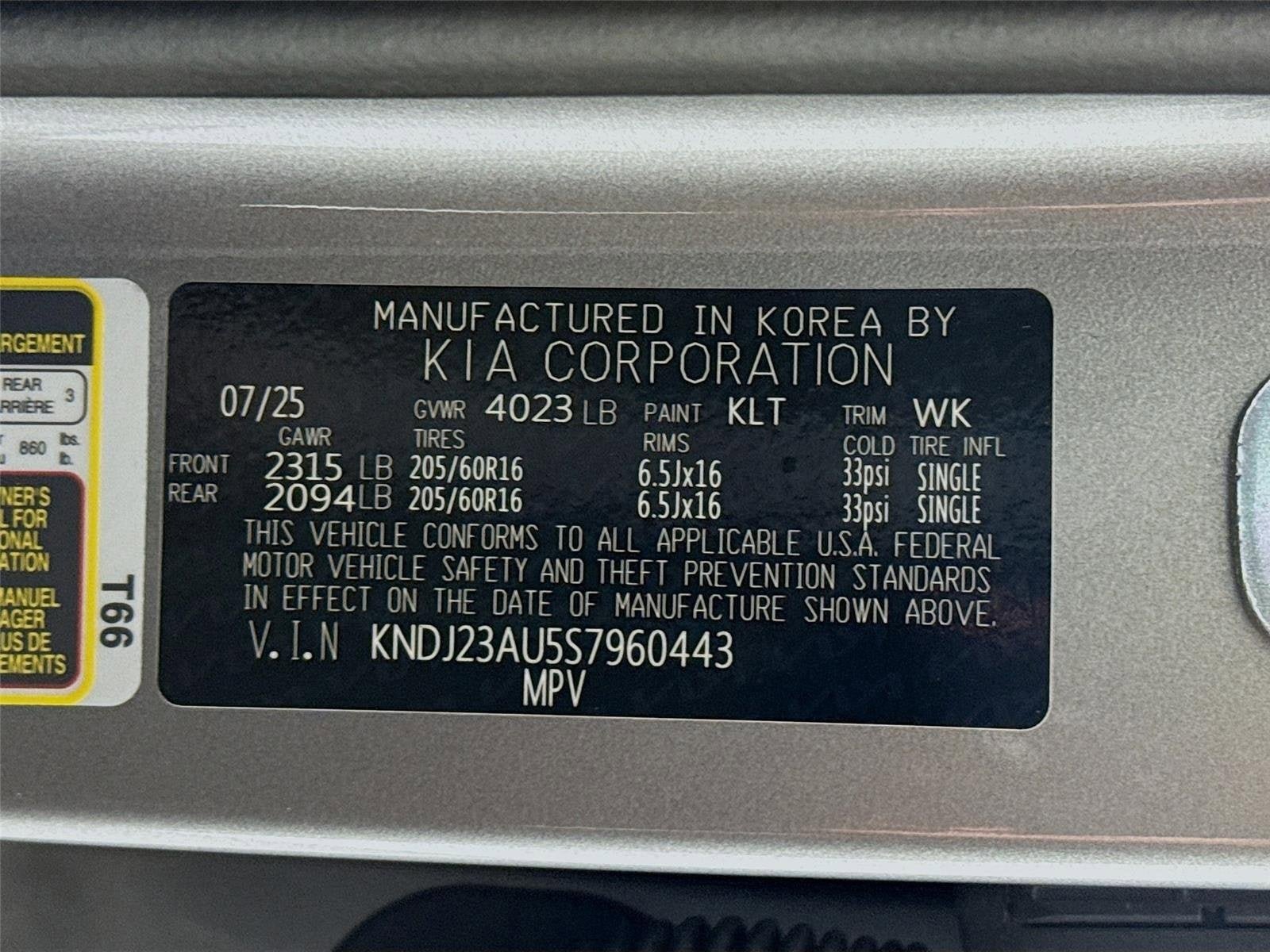 Certified 2025 Kia Soul LX w/ LX Technology Package FWD image 29