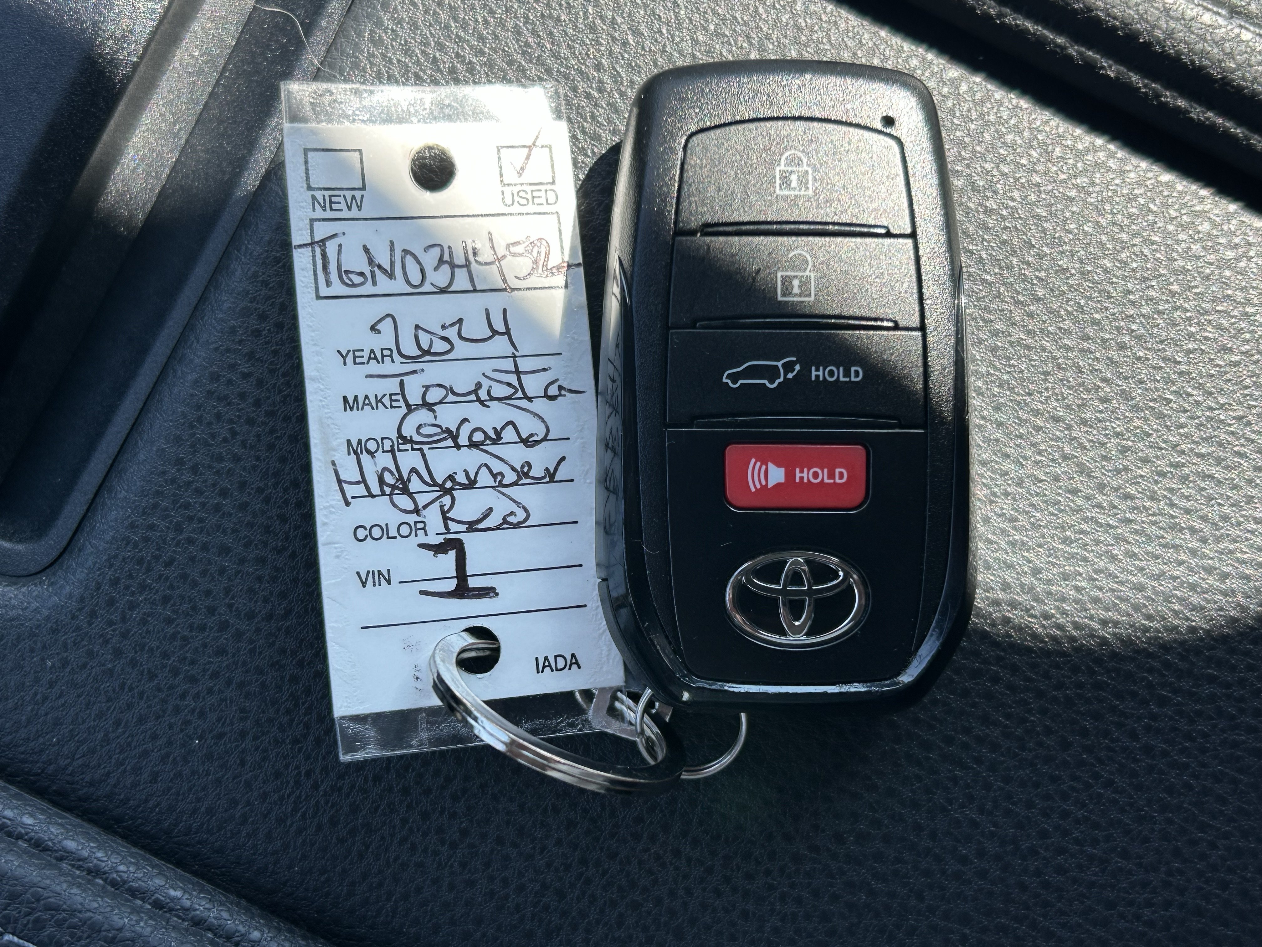 Certified 2024 Toyota Grand Highlander AWD image 39