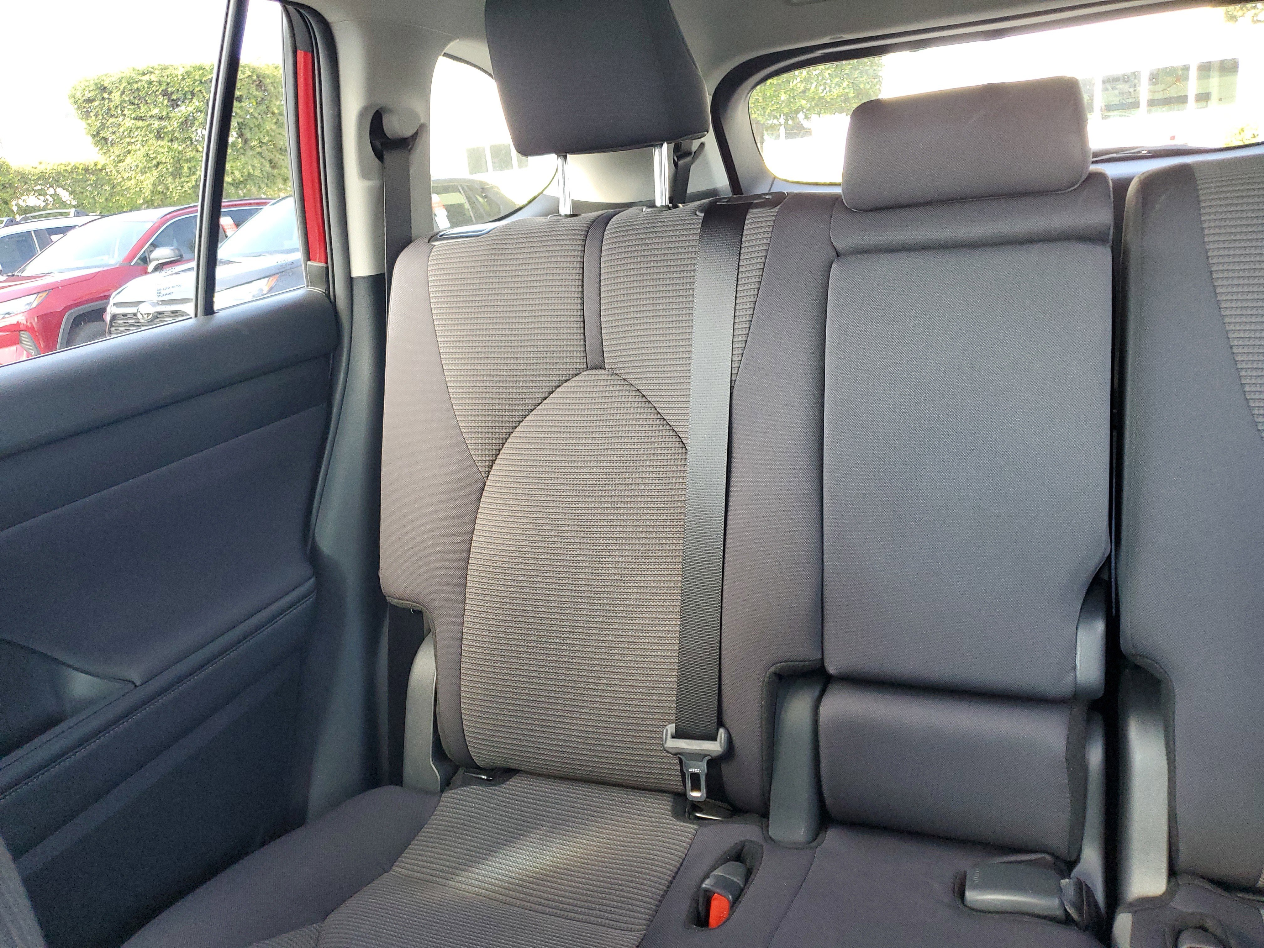 Used 2025 Toyota Highlander LE image 20