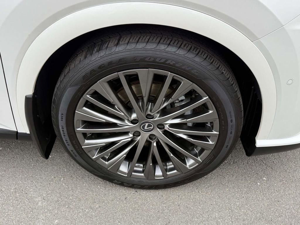Used 2024 Lexus RX 350 AWD w/ Convenience Package image 7