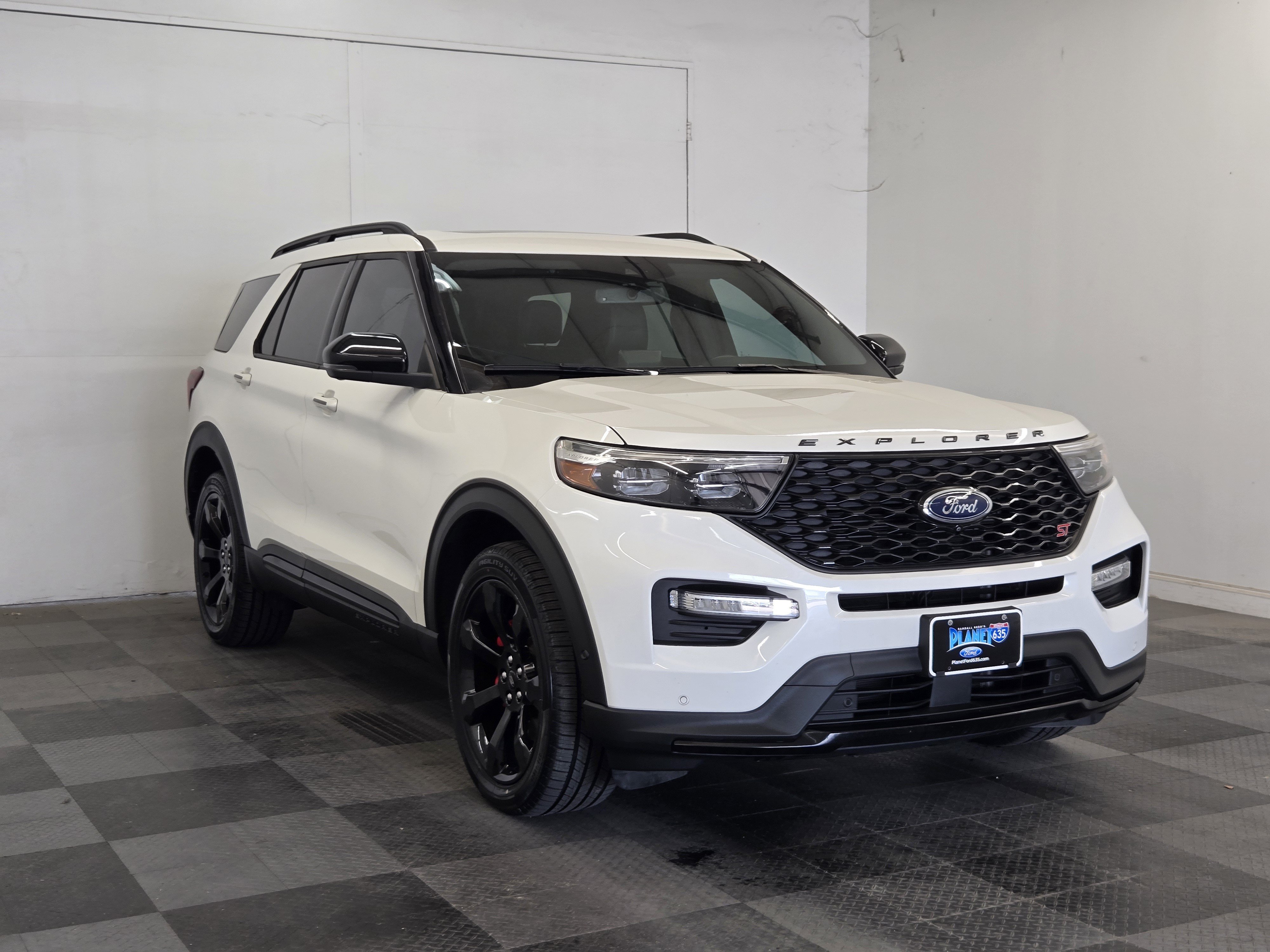 Used 2021 Ford Explorer ST w/ Equipment Group 401A AWD/4WD video 2