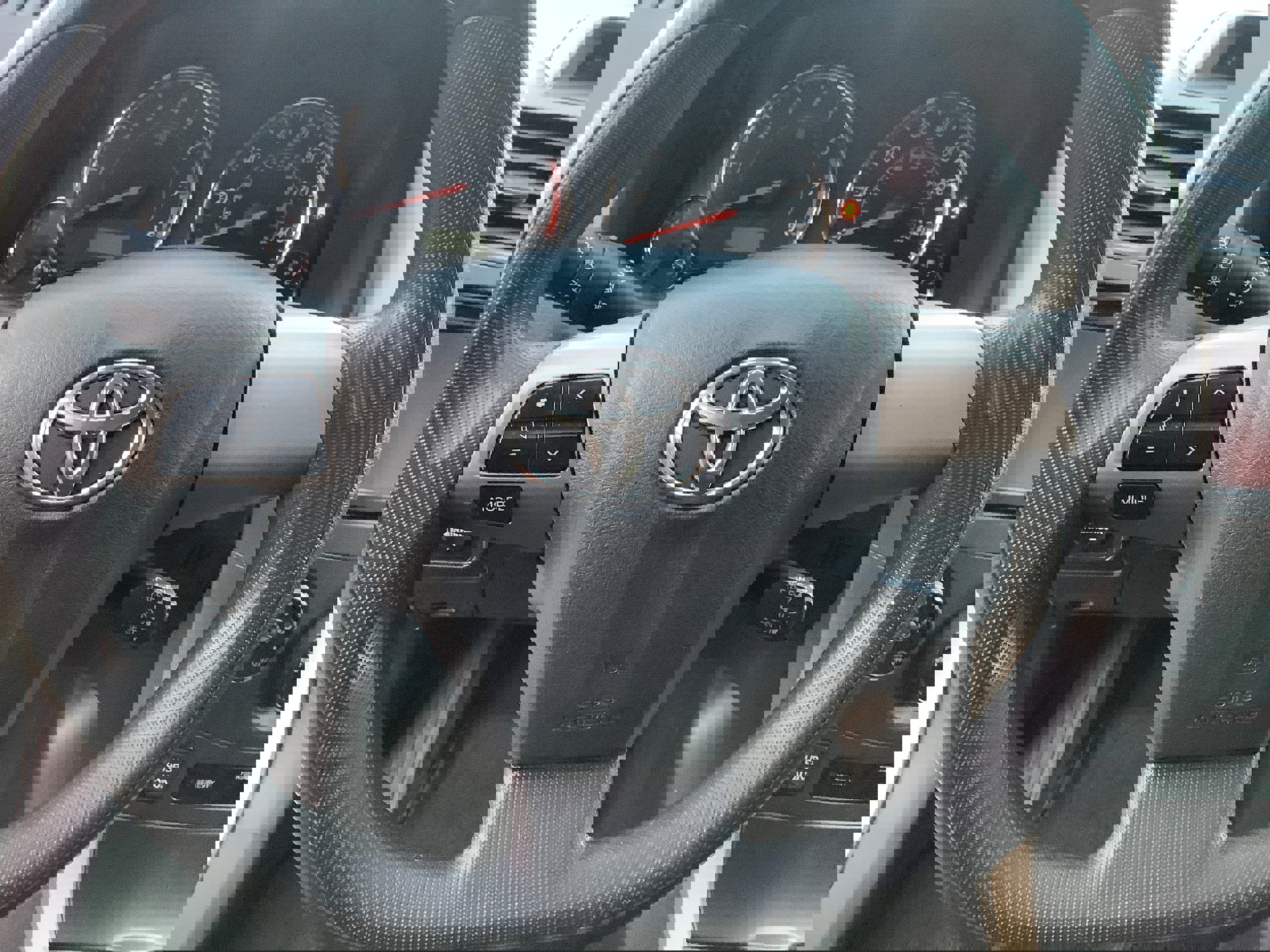 Used 2013 Toyota Corolla S image 17