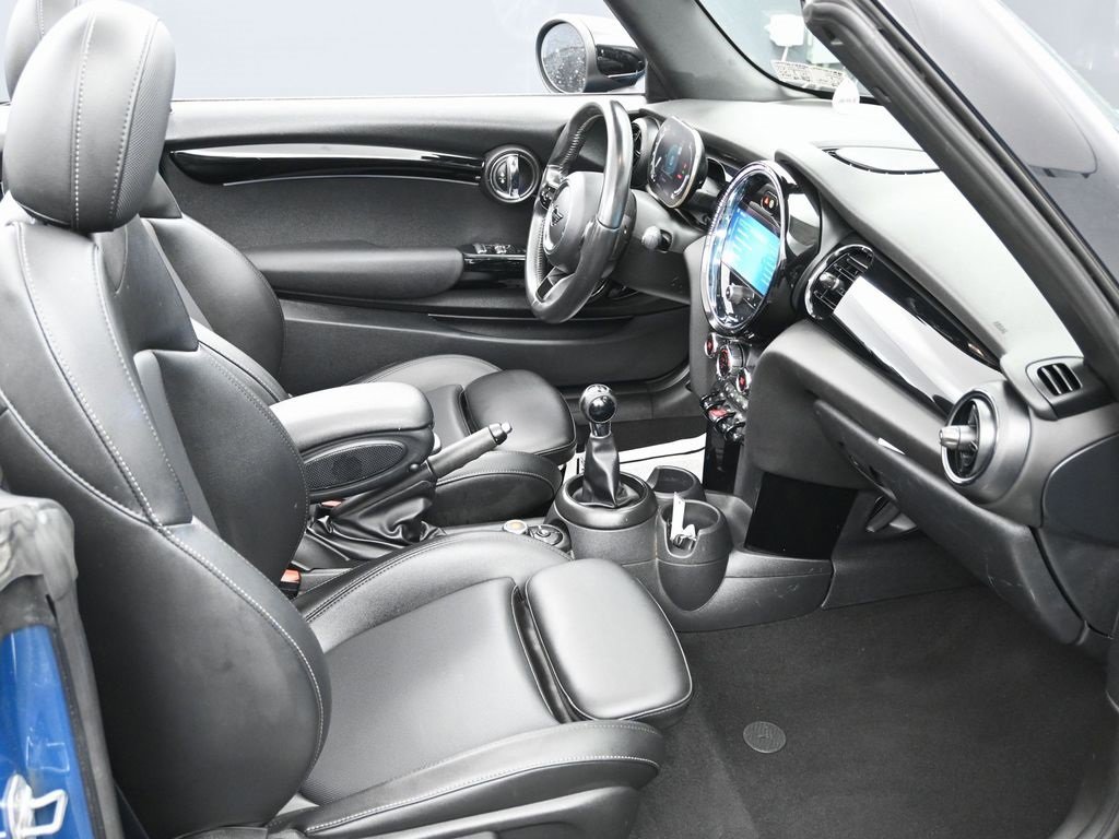 Used 2022 MINI Cooper S image 33