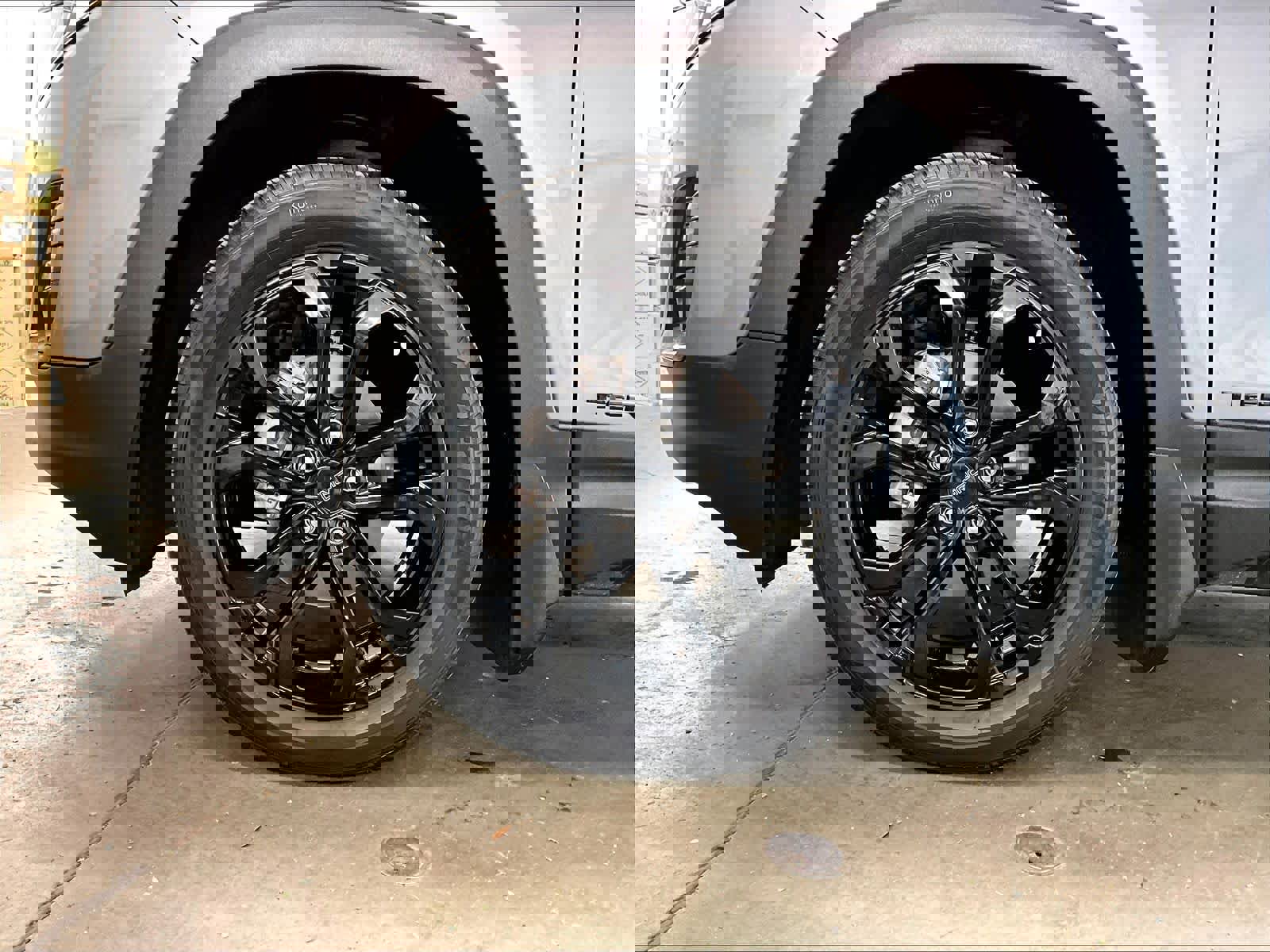 Used 2021 GMC Terrain SLT w/ Infotainment Package II image 11