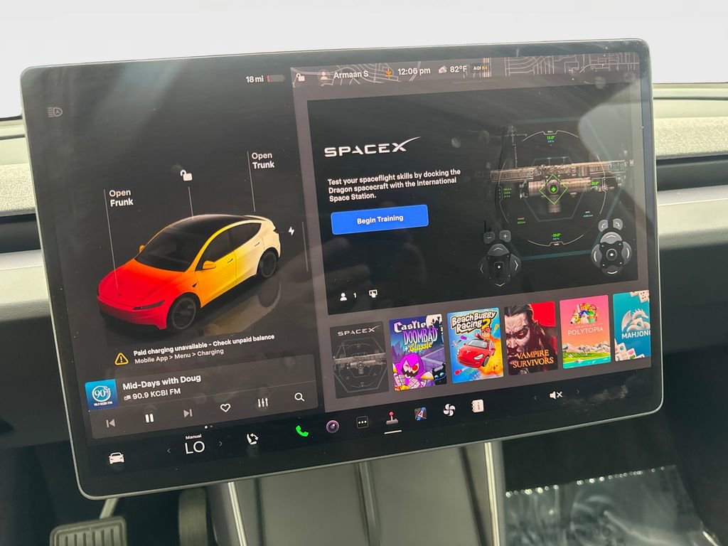 Used 2026 Tesla Model Y 2WD image 58