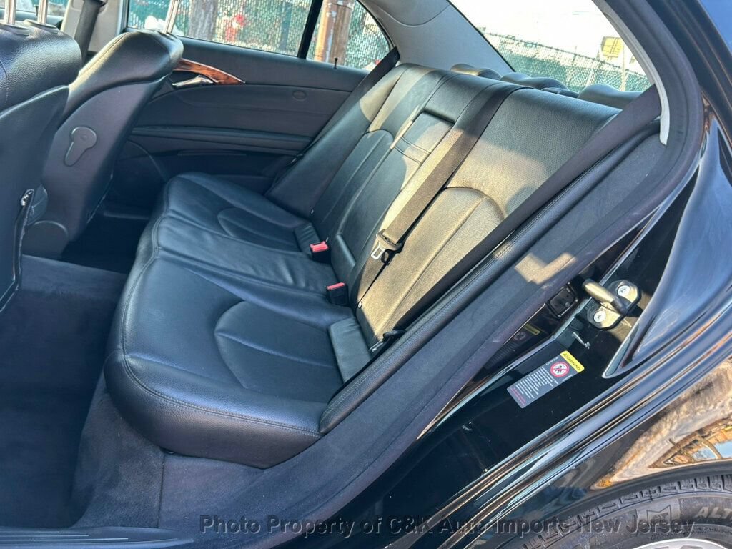 Used 2006 Mercedes-Benz E 320 CDI Sedan image 35