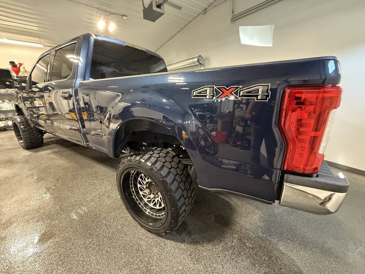 Used 2017 Ford F250 XLT w/ Snow Plow Prep Package AWD/4WD image 8