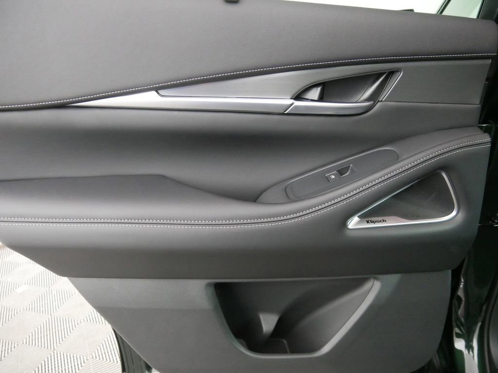 New 2026 INFINITI QX60 Luxe w/ Cargo Package image 17