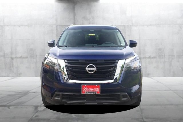Certified 2025 Nissan Pathfinder SV AWD/4WD image 4