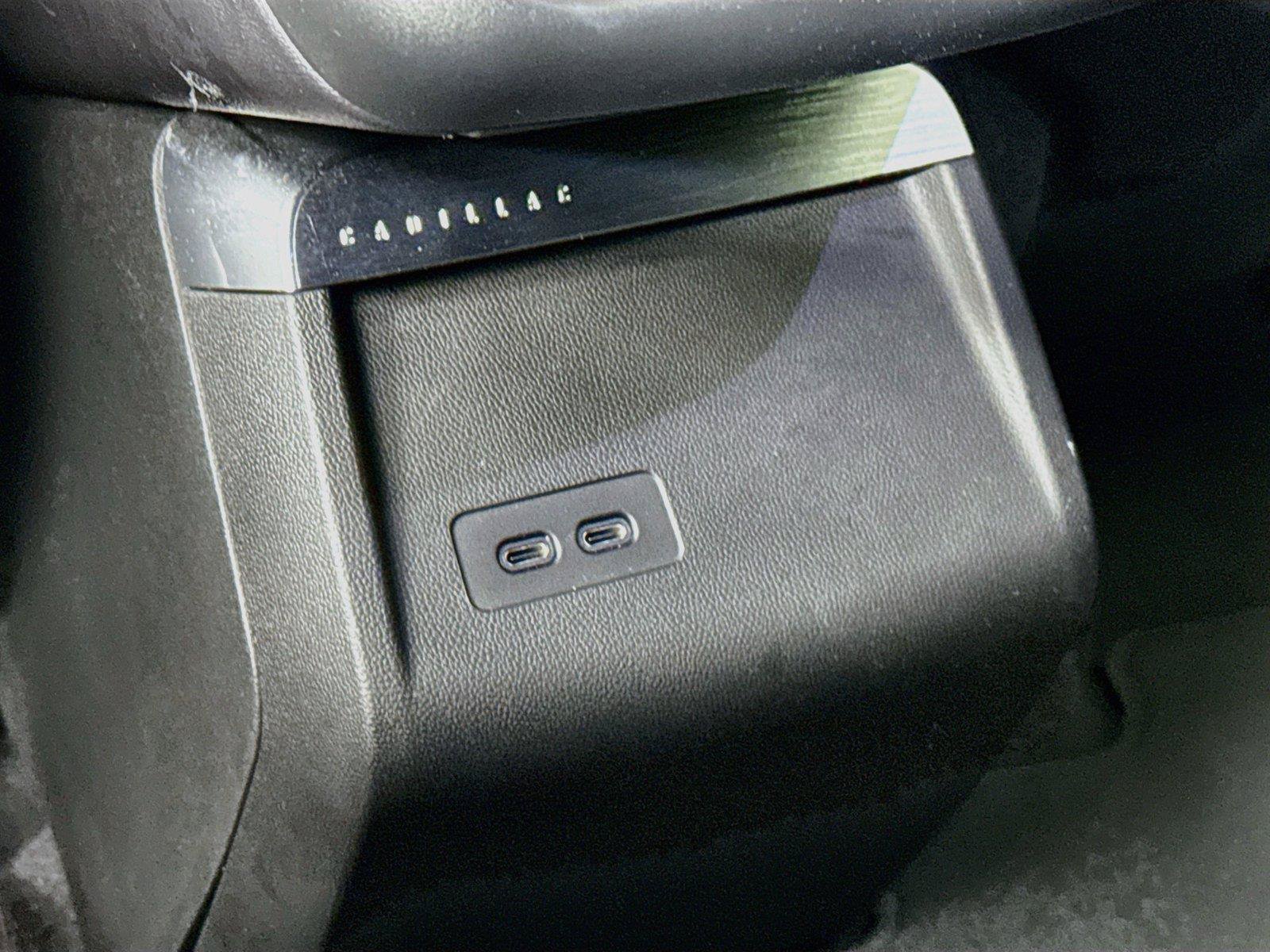 Used 2024 Cadillac Lyriq Luxury AWD/4WD image 40