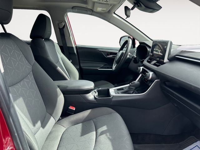 Used 2024 Toyota RAV4 XLE w/ Convenience Package AWD/4WD image 15