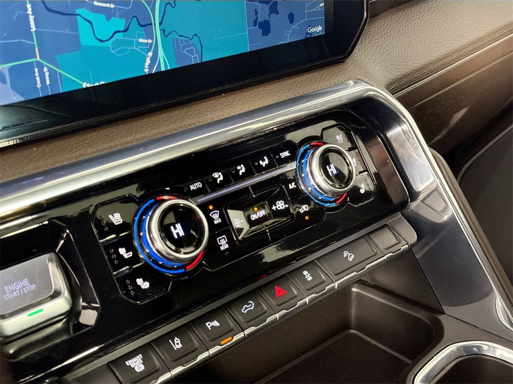 Used 2024 GMC Sierra 2500 Denali w/ Denali Reserve Package image 15