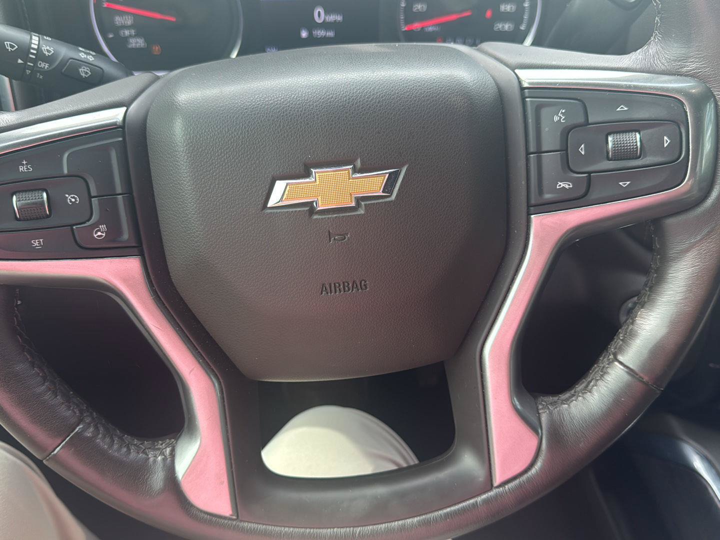 Used 2021 Chevrolet Silverado 1500 LTZ AWD/4WD image 12