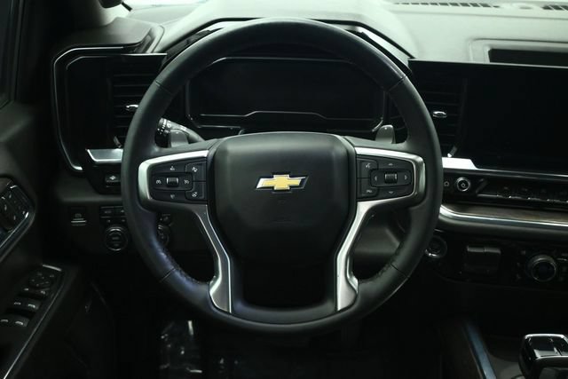 Used 2023 Chevrolet Silverado 1500 LTZ w/ Technology Package AWD/4WD image 34