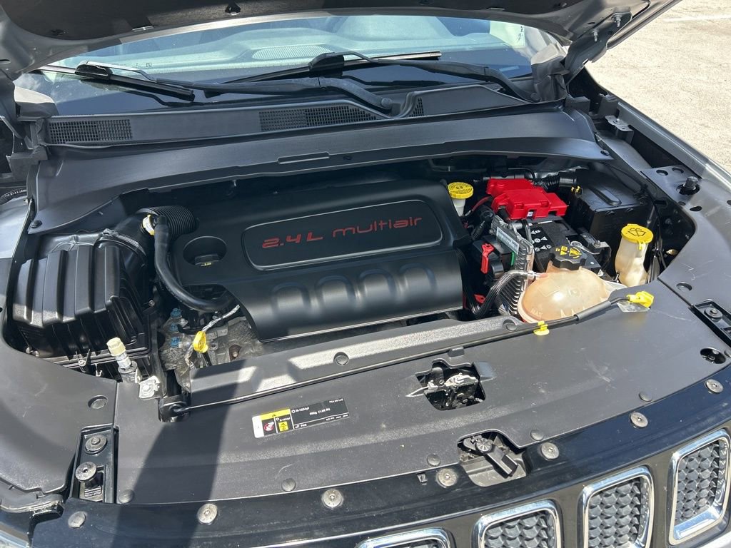 Used 2021 Jeep Compass Latitude w/ Convenience Group image 16