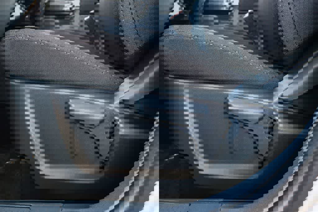 New 2026 Ford Maverick XL image 19