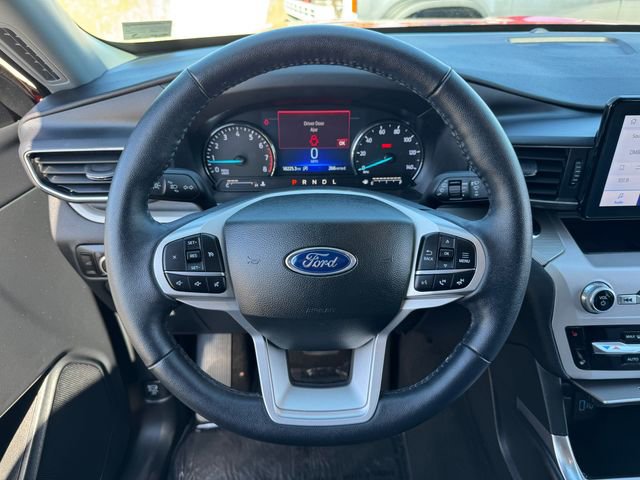 Used 2023 Ford Explorer XLT w/ Equipment Group 202A AWD/4WD image 21