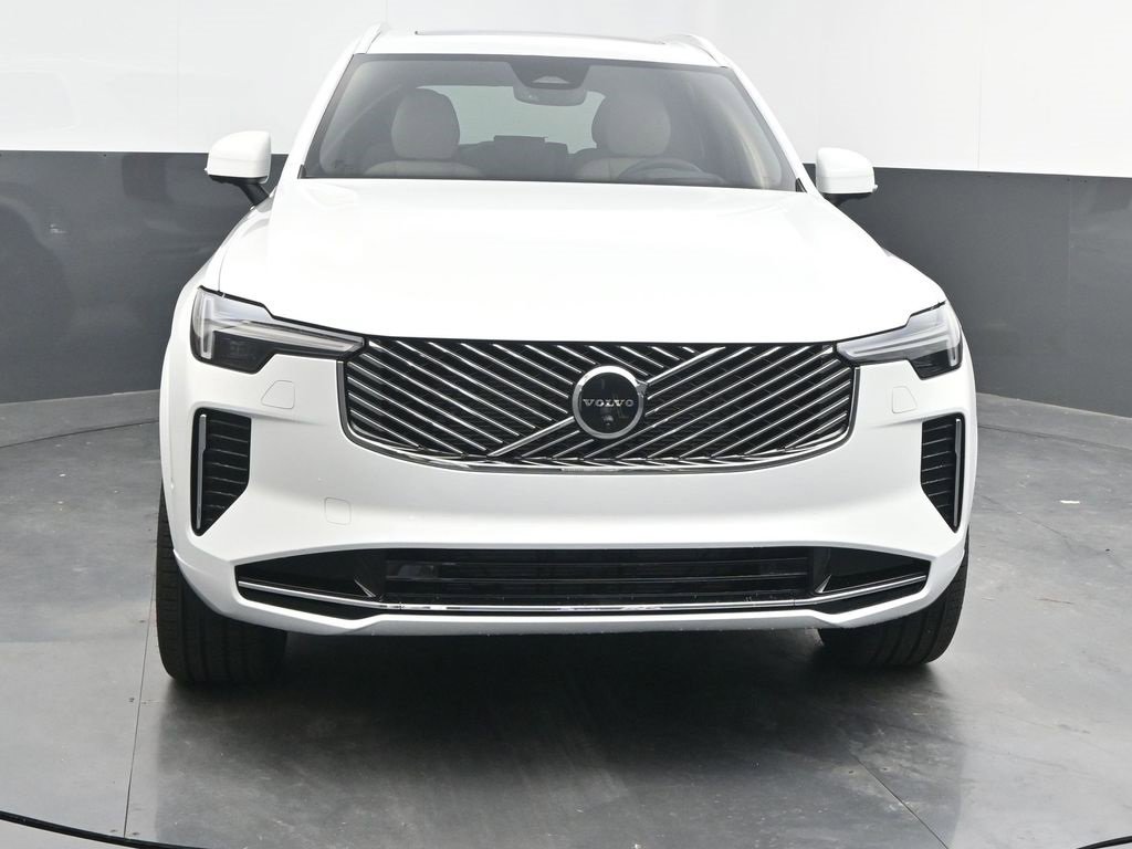 New 2026 Volvo XC90 B6 Ultra image 2