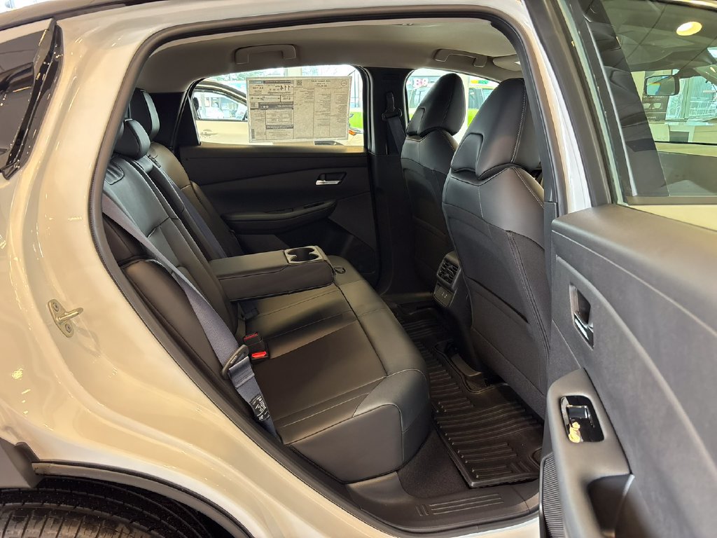 New 2026 Nissan Leaf SV+ w/ Floor Mat Package (SV+) FWD image 25