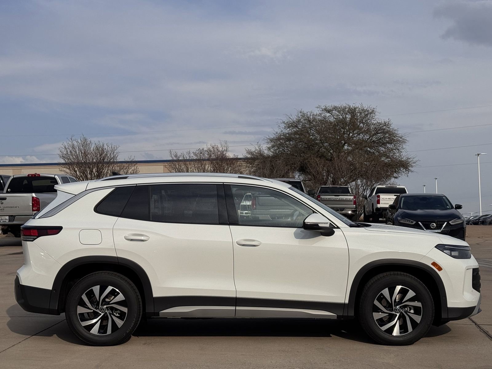 New 2026 Volkswagen Tiguan S image 3