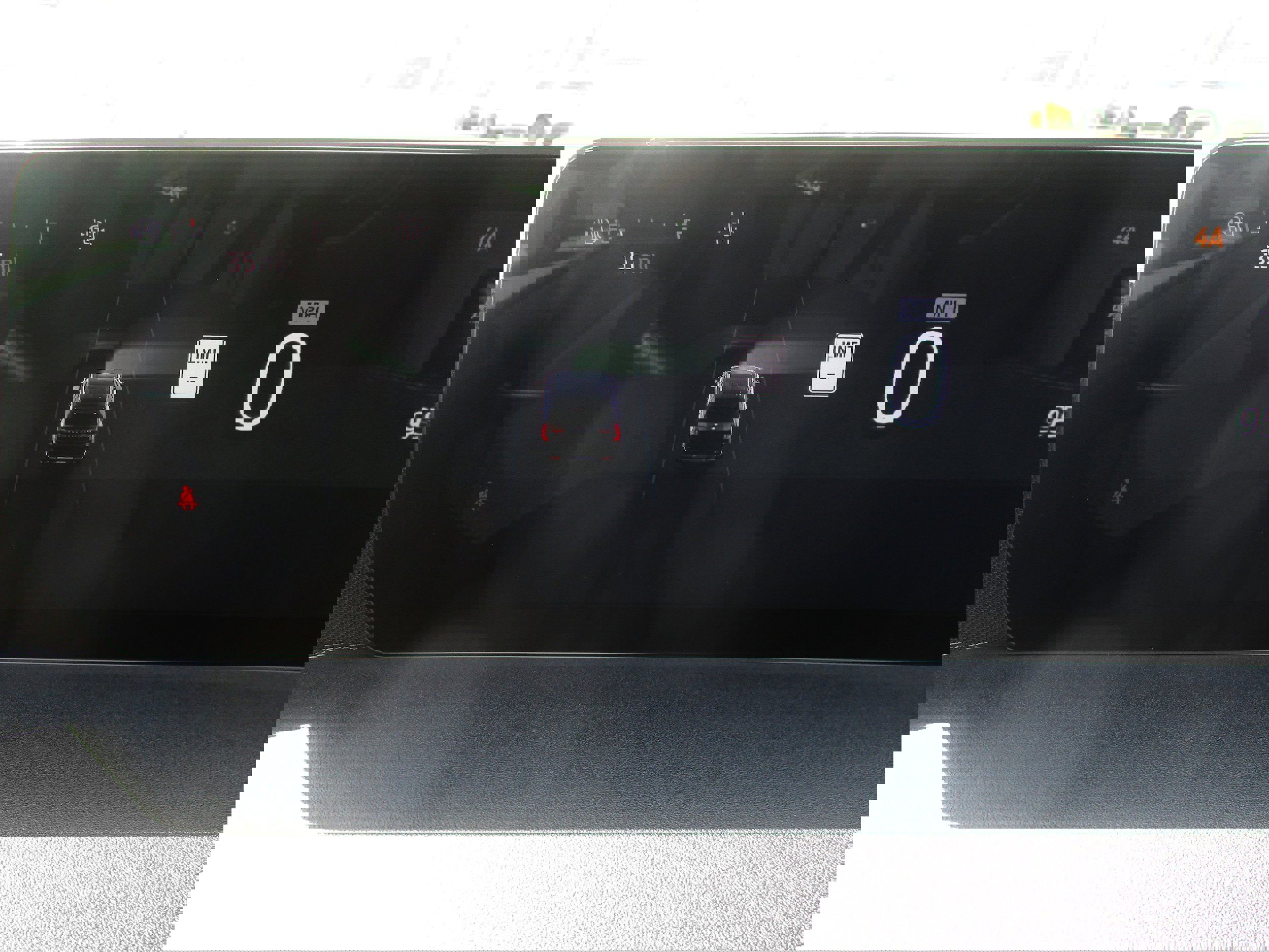 Used 2025 Ford Expedition Platinum image 19