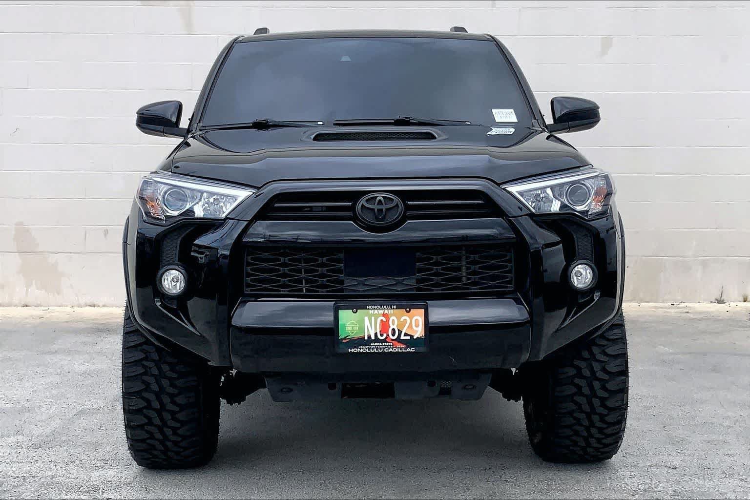 Used 2020 Toyota 4Runner TRD Off-Road AWD/4WD image 6