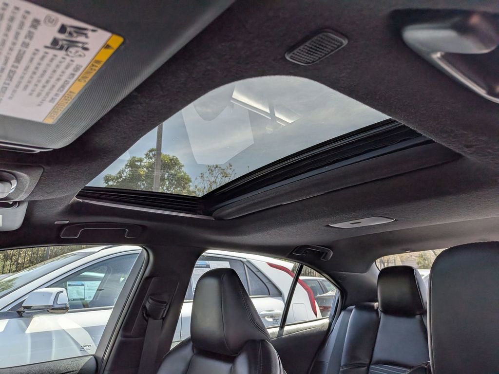 Used 2025 Toyota Corolla XSE image 18