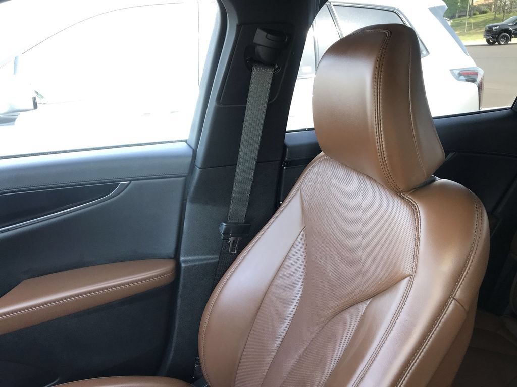 Used 2023 Lincoln Nautilus Reserve AWD/4WD image 24