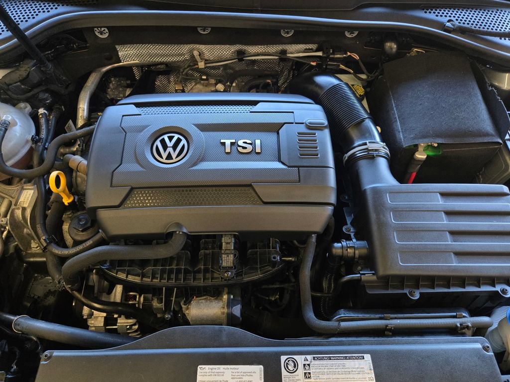 Used 2015 Volkswagen Golf S FWD image 26
