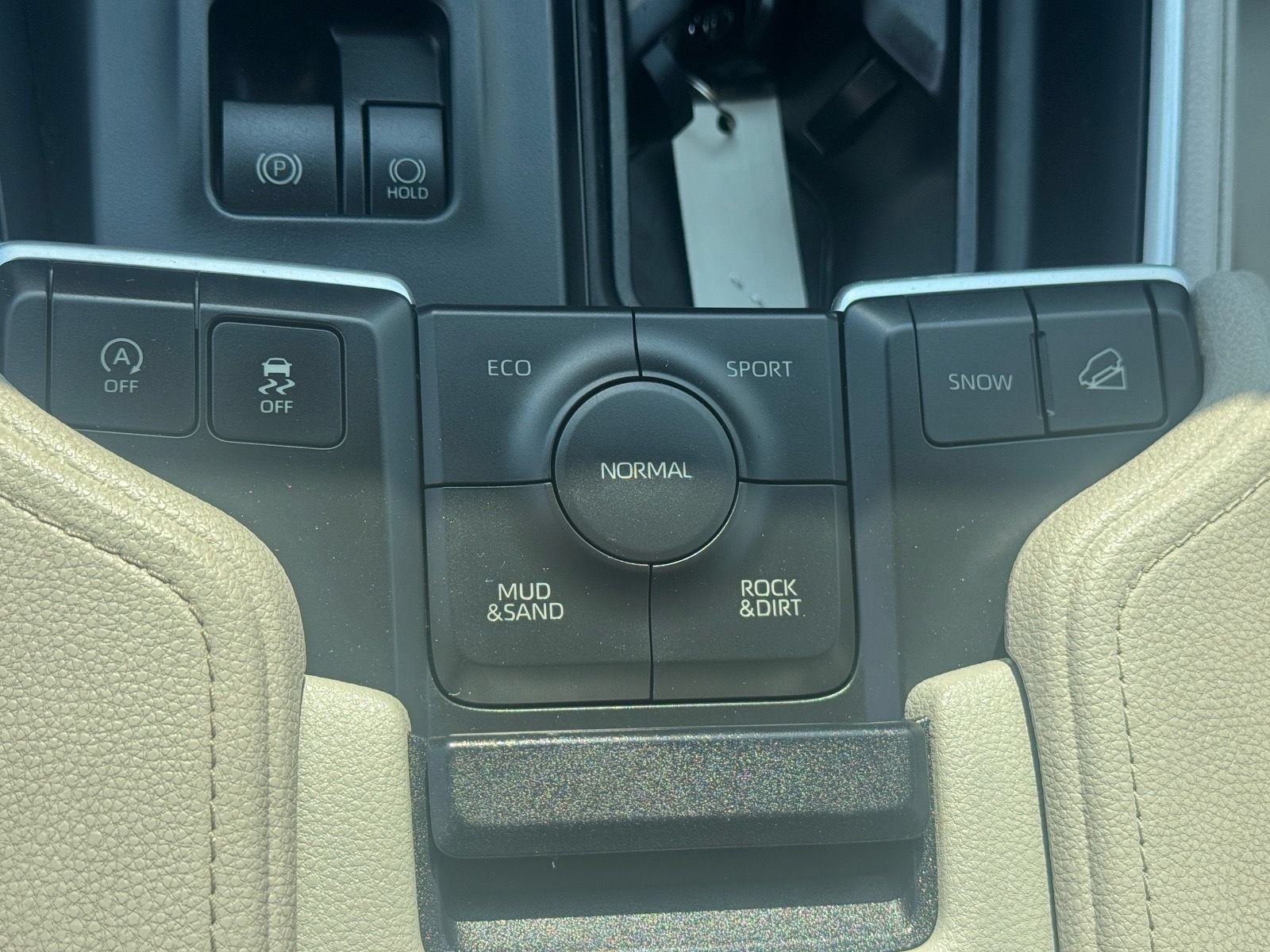 Used 2025 Toyota Grand Highlander AWD image 30