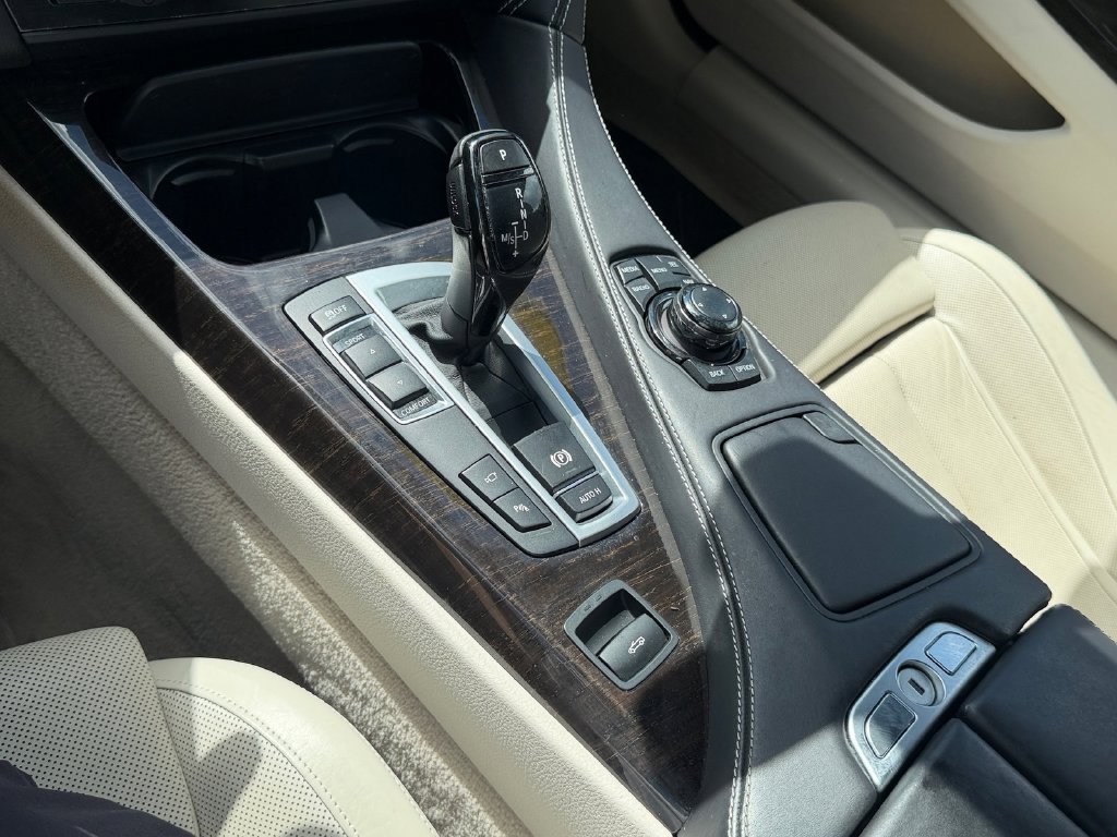 Used 2013 BMW 650i Convertible RWD image 24