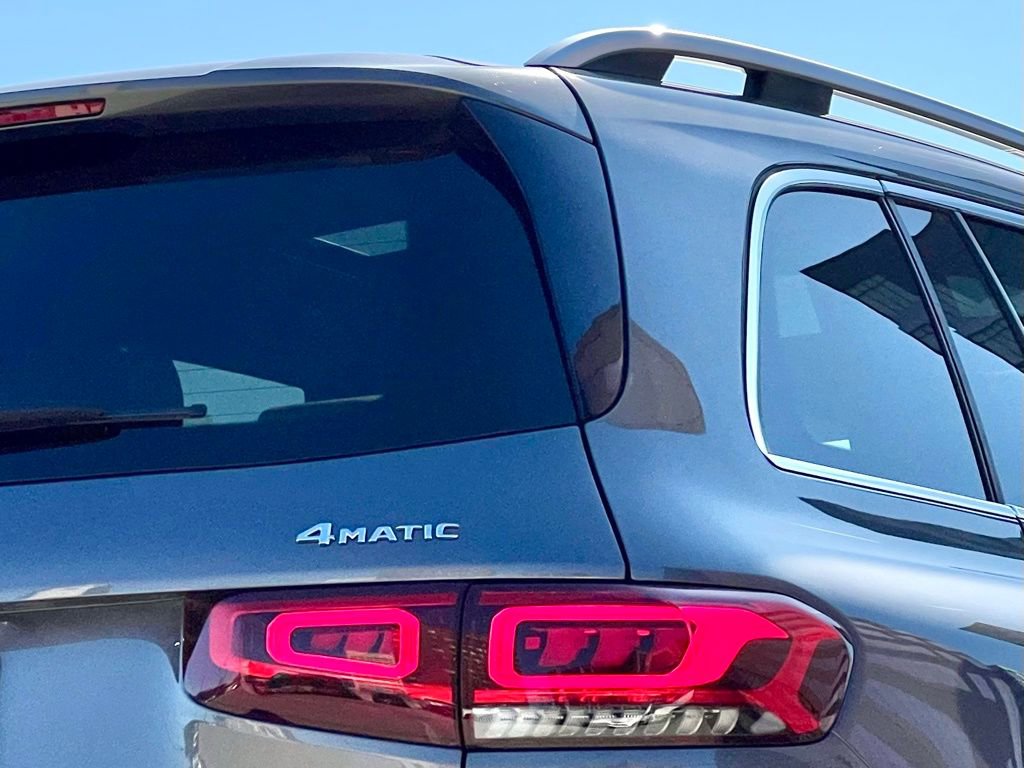 Certified 2022 Mercedes-Benz GLB 250 4MATIC image 9