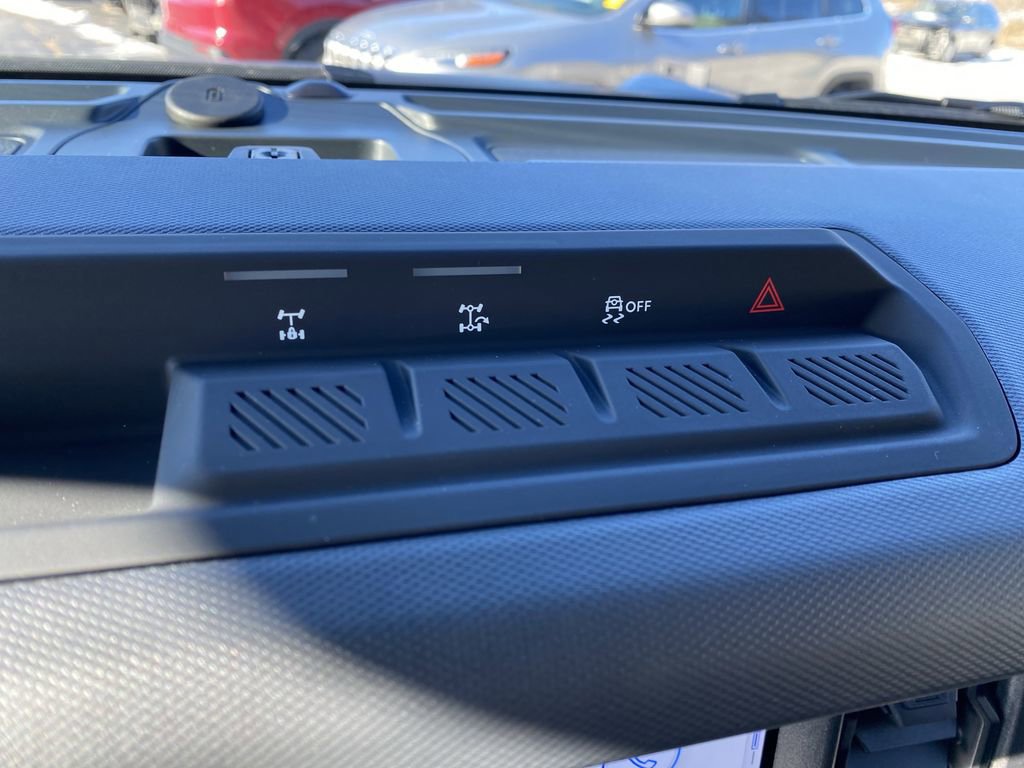 New 2025 Ford Bronco Big Bend w/ Black Diamond Package image 31