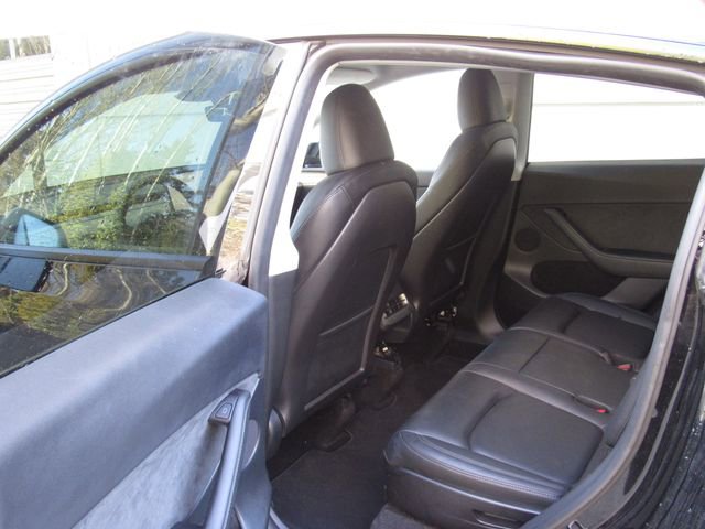 Used 2024 Tesla Model Y Long Range image 13