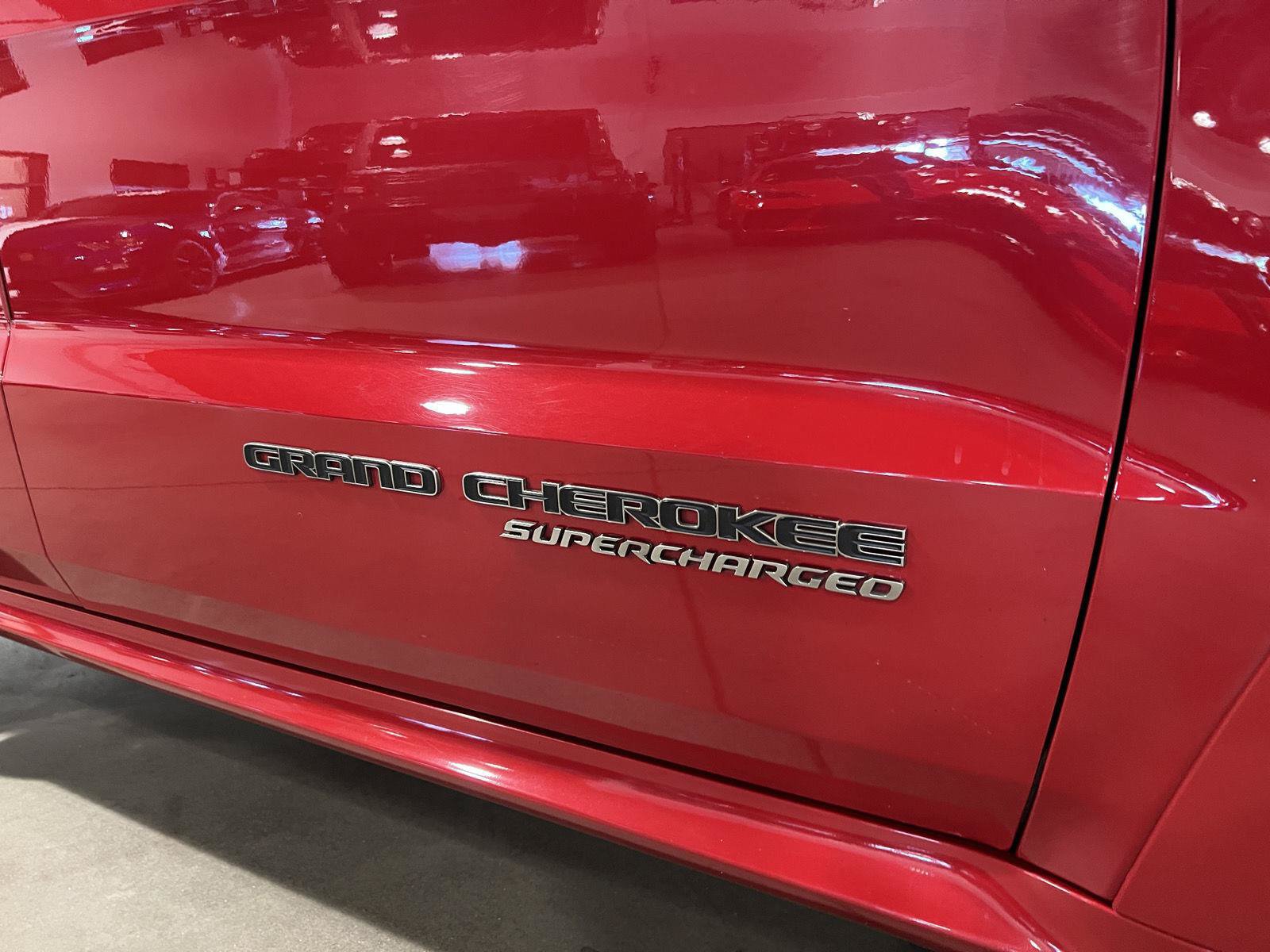 Used 2018 Jeep Grand Cherokee Trackhawk AWD/4WD image 52