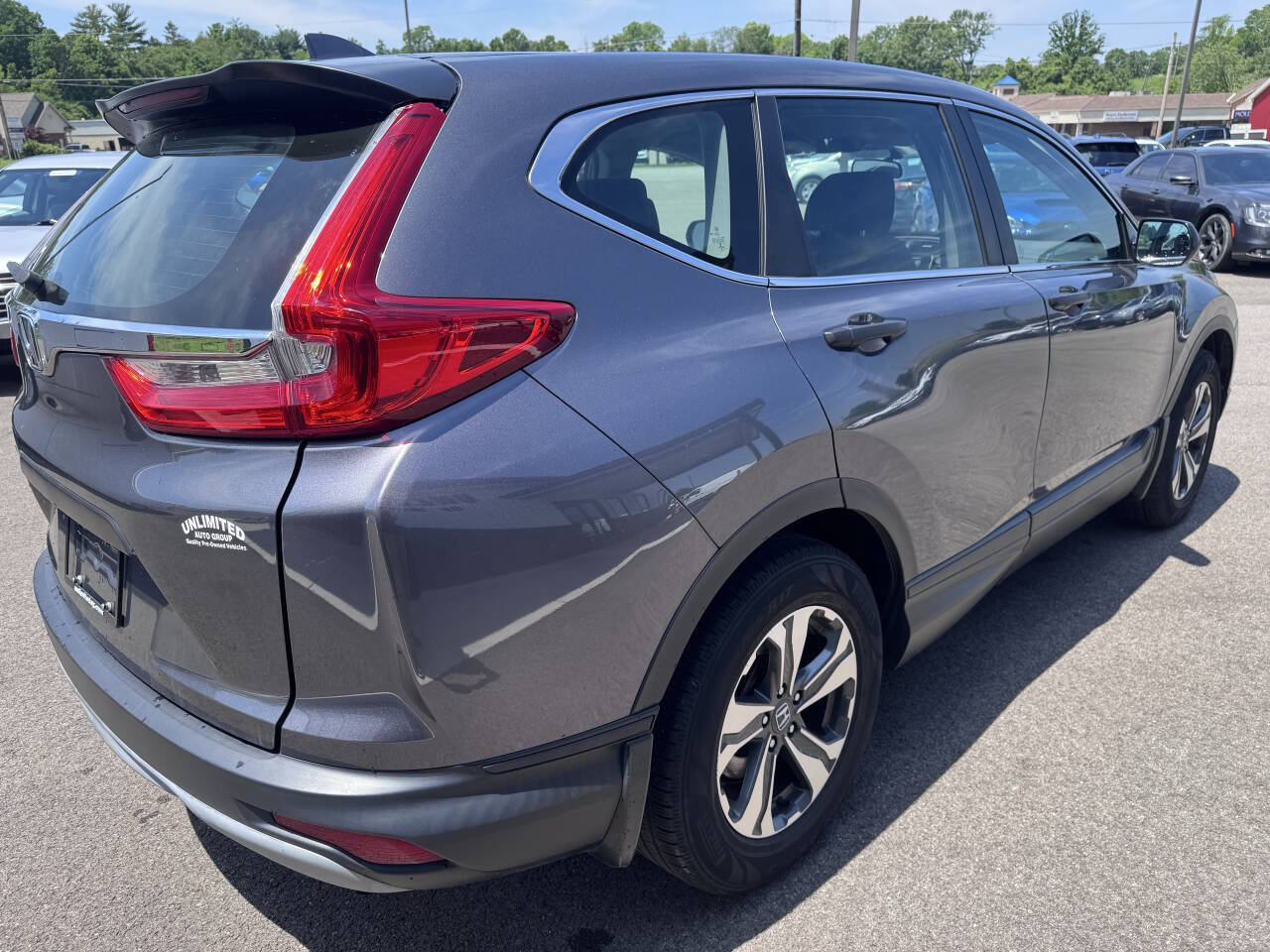 Used 2018 Honda CR-V LX image 6
