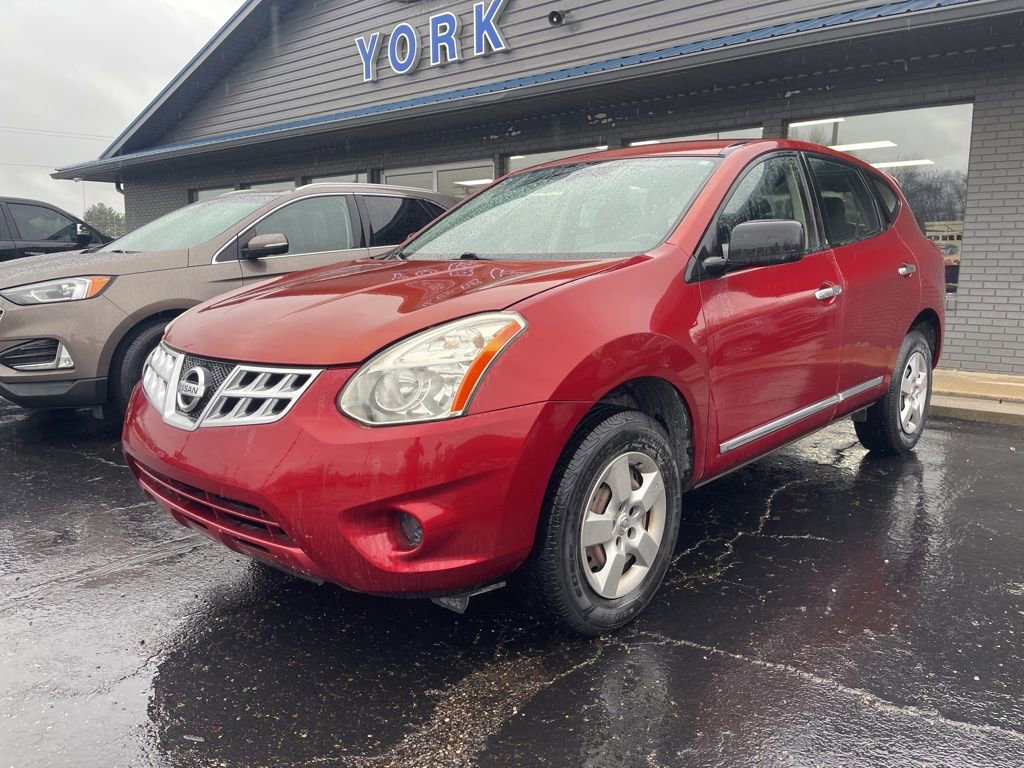 Used 2013 Nissan Rogue S image 2